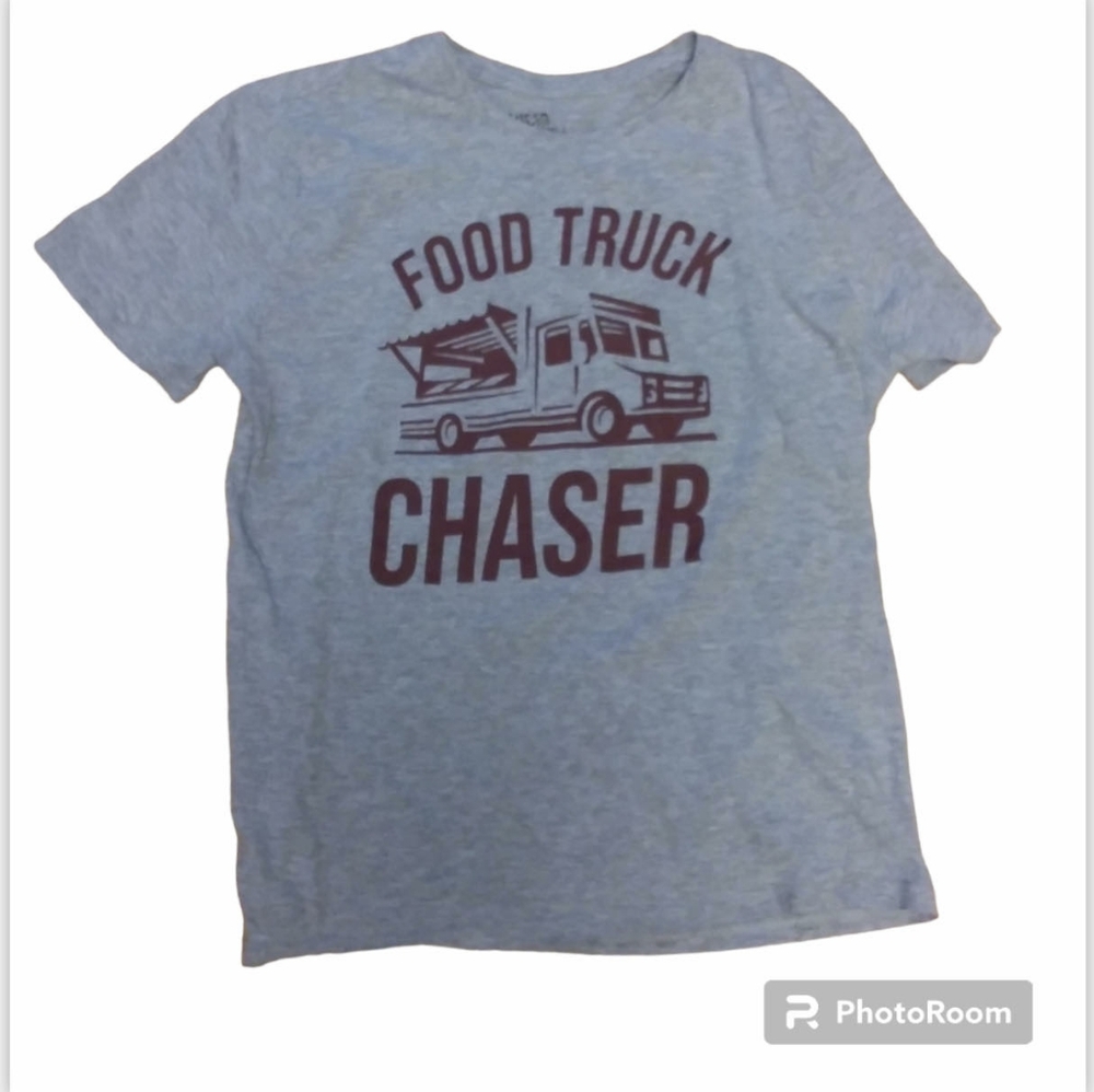 ⭐3/$15  FOOD TRUCK CHASER Mens Tee Shirt